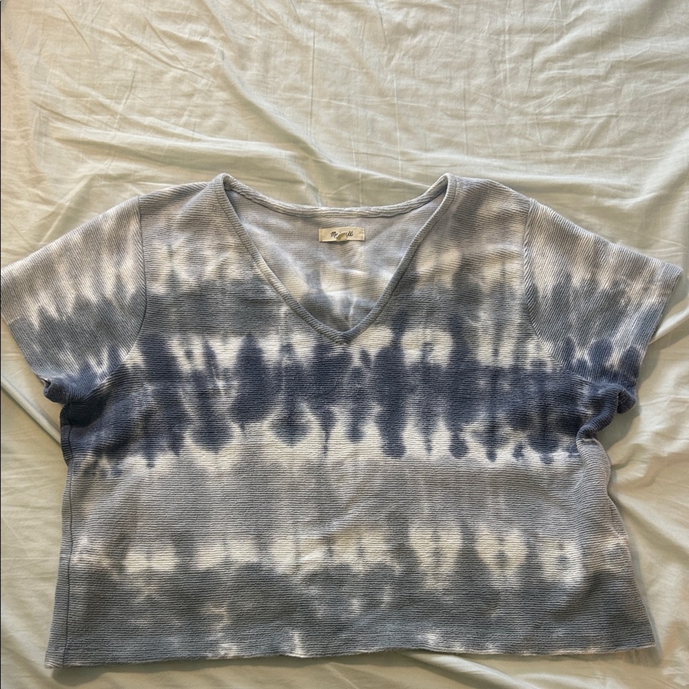 Madewell Blue and White Tie-Dye V-Neck Crop Top